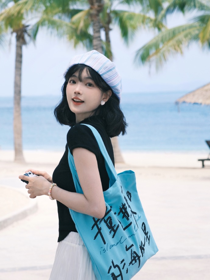  每日爆料吃瓜反差女友 
