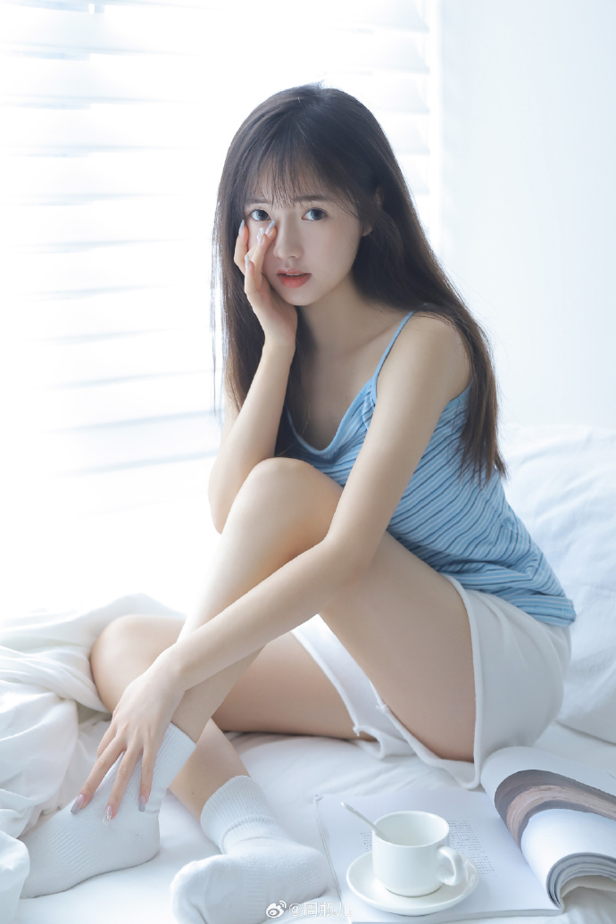 黑料反差女友 