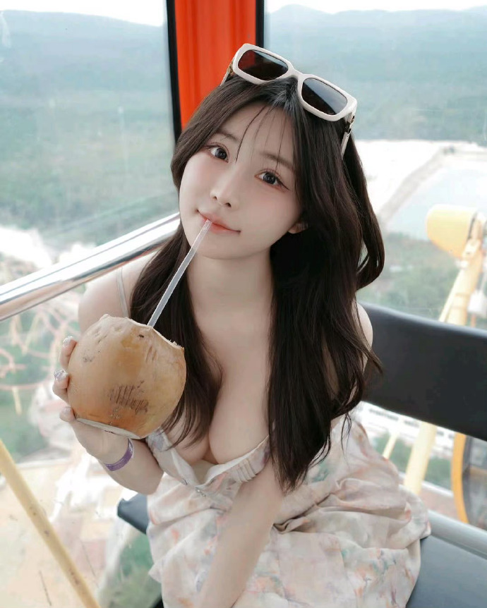  黑料24小时 