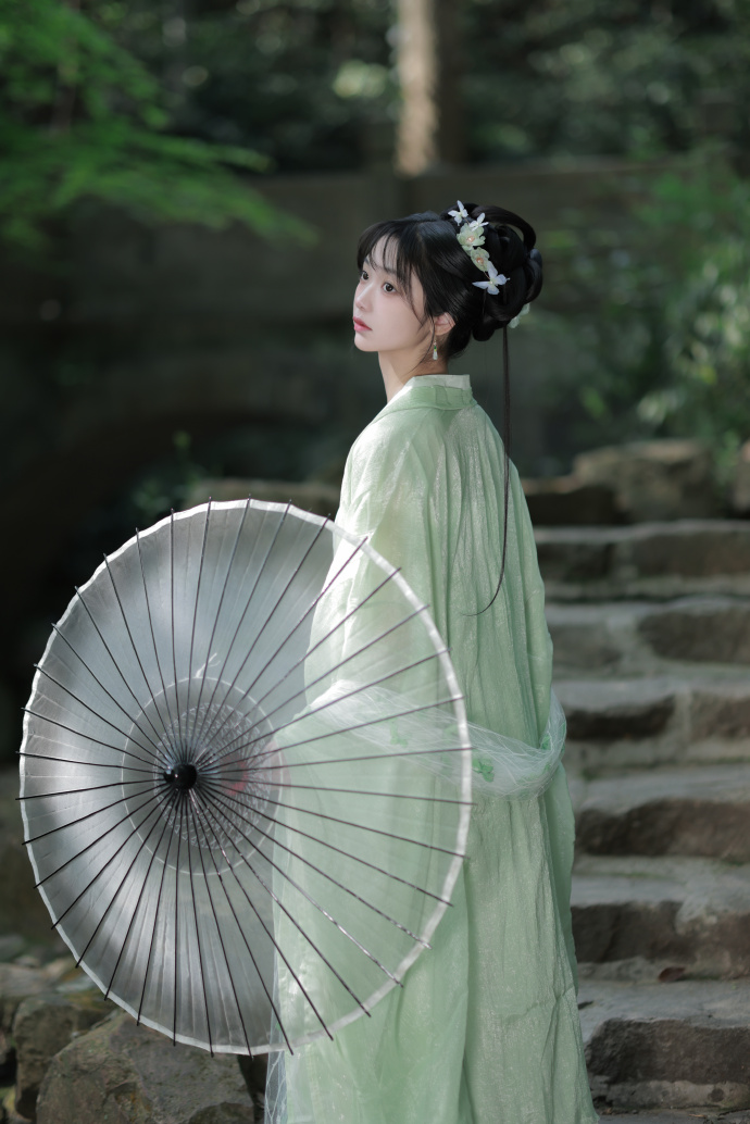 行业淡旺季&节日热搜云端提前3个月布局运营方案