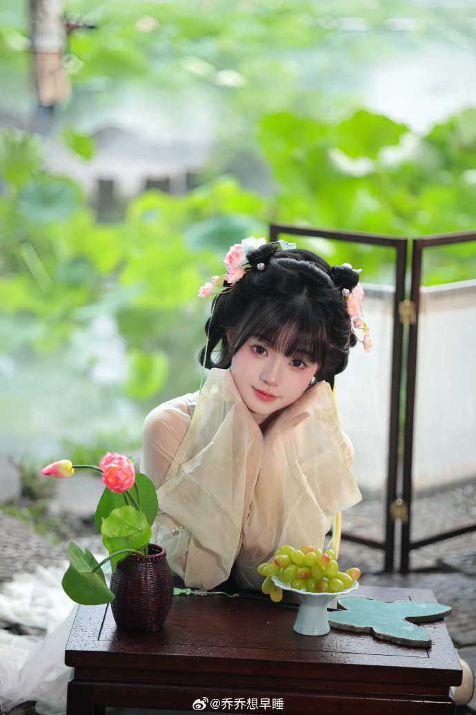  偶组每日爆料微博} 